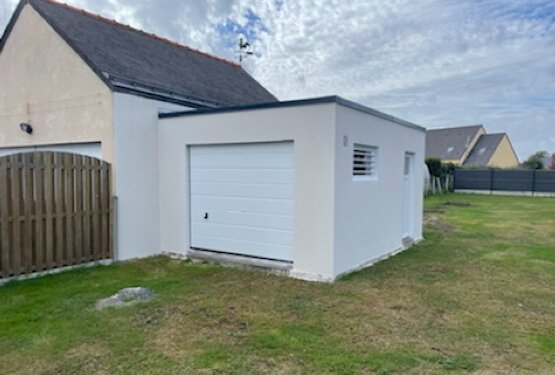 Garage en béton enduit